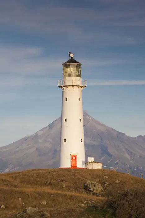 Framed Print : New Zealand, North Island, New Plymouth-area, Pungarehu, Cape Egmont Lighthouse and Mt