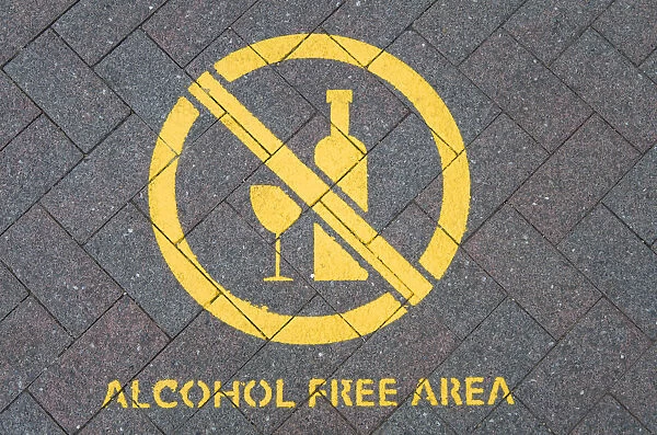 New Zealand, North Island, Raglan, sign for alchohol-free area