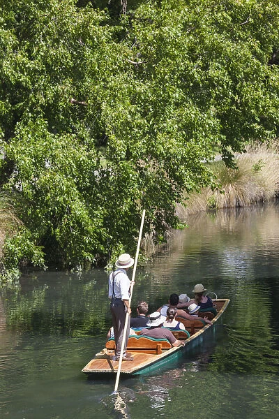 New Zealand, South Island, Christchurch, punting on the Avon River