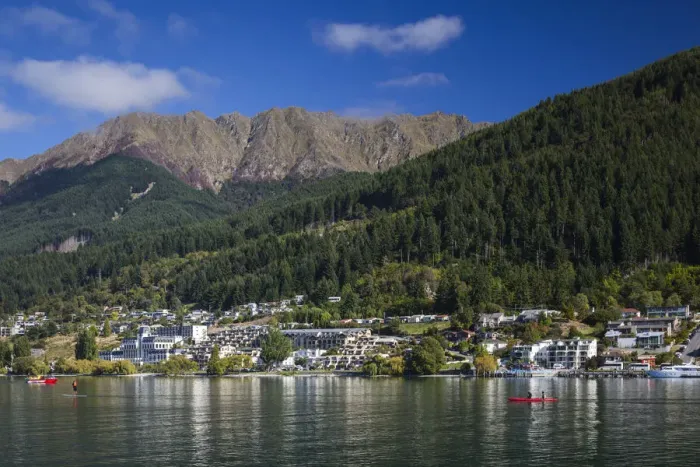 Framed Print : New Zealand, South Island, Otago, Queenstown, harbor view, morning Framed Print : New Zealand, South Island, Otago, Queenstown, harbor view, morning