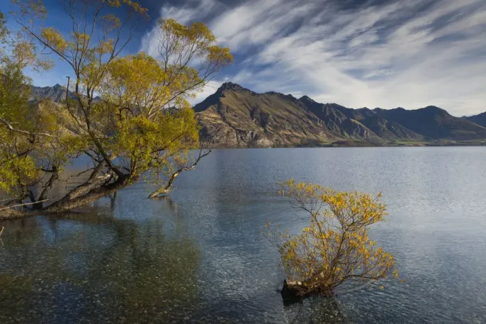 Framed Print : New Zealand, South Island, Otago, Queenstown, mountain landscape on Lake Wakatipu