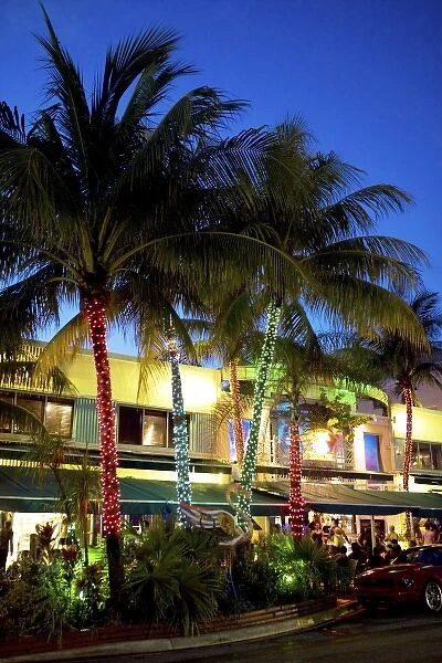 Nightlife on Ocean Drive, South Beach, Miami Beach, Florida, USA