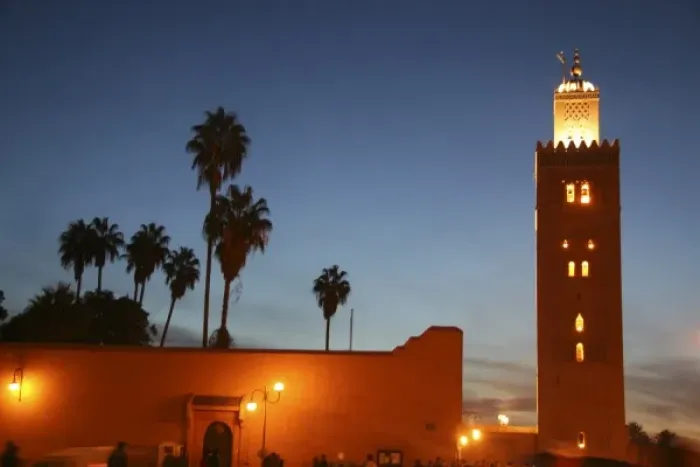 Framed Print : North Africa, Africa, Morocco, Marrakesh. Twilight view of the Koutoubia minaret of Marrakesh Framed Print : North Africa, Africa, Morocco, Marrakesh. Twilight view of the Koutoubia minaret of Marrakesh