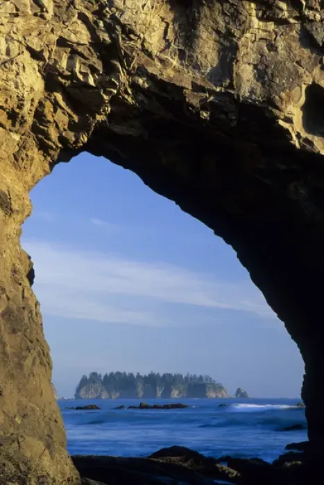 Framed Print : North Amercia, Washington, island viewed through arch in sea stack, Rialto Beach Framed Print : North Amercia, Washington, island viewed through arch in sea stack, Rialto Beach
