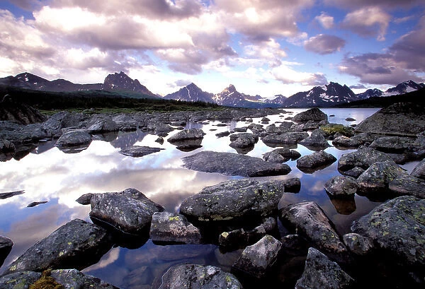 North America, Canada, Alberta, Jasper National Park, Tanquin Valley. View from Amethyst