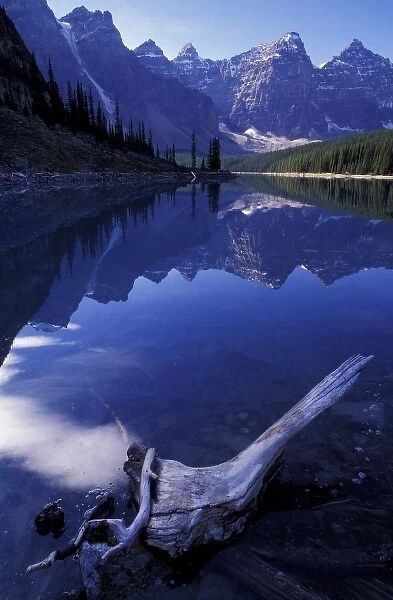 North America, Canada, Alberta, Moraine Lake and the Valley of the ten peaks
