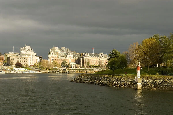 North America, Canada, British Columbia, Victoria. First glimpse of Empress Hotel