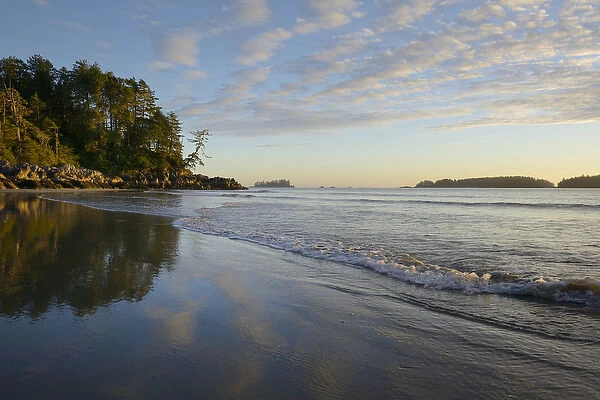 North America, Canada, British Columbia, Vancouver Island. Surf and sand at Tonquin Beach