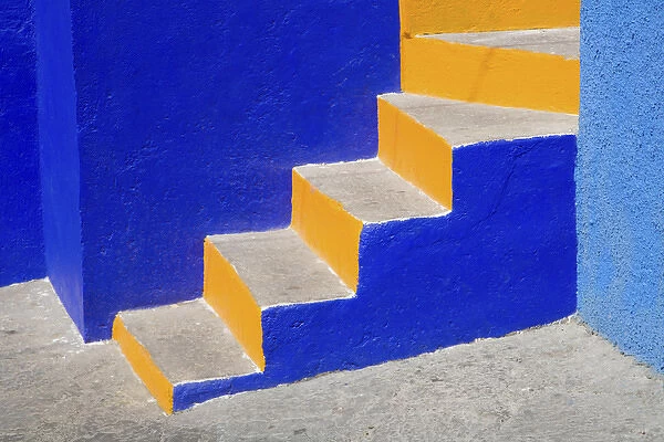 North America, Mexico, Guanajuato. Very colorful stairs