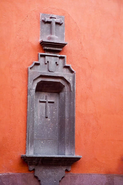 North America, Mexico, Guanajuato state, San Miguel de Allende. The facade or niche