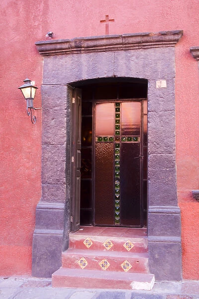 North America, Mexico, Guanajuato state, San Miguel. A beautiful glass door entrance