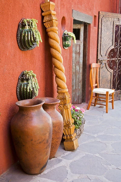 North America, Mexico, Guanajuato state, San Miguel de Allende. A display of pots