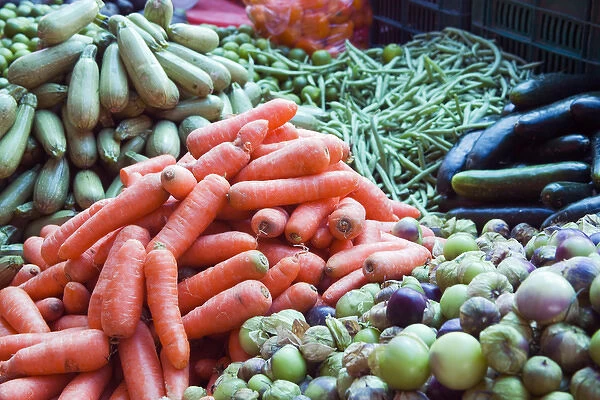 North America, Mexico, Guanajuato state, San Miguel de Allende. Vegetables on display