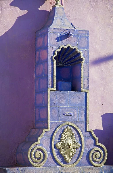 North America, Mexico, Guanajuato state, San Miguel de Allende. A colorful fountain