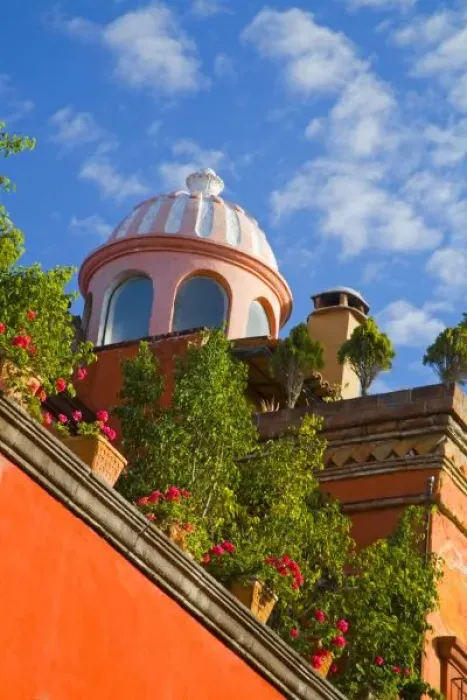 Framed Print : North America, Mexico, Guanajuato state, San Miguel de Allende. The dome of a church