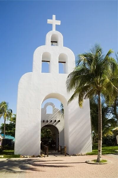 North America, Mexico, Quintana Roo, Playa de Carmen. Small chapel near the beach