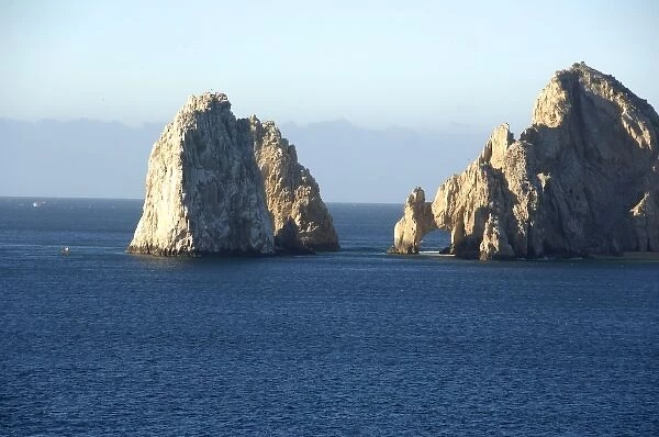 North America, Mexico, State of Baja California Sur, Cabo San Lucas. Lands End aka Los Arcos