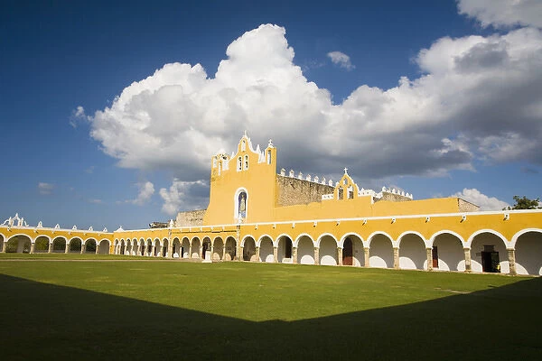 North America, Mexico, Yucatan, Izamal. The Franciscan Convent of San Antonio de Padua