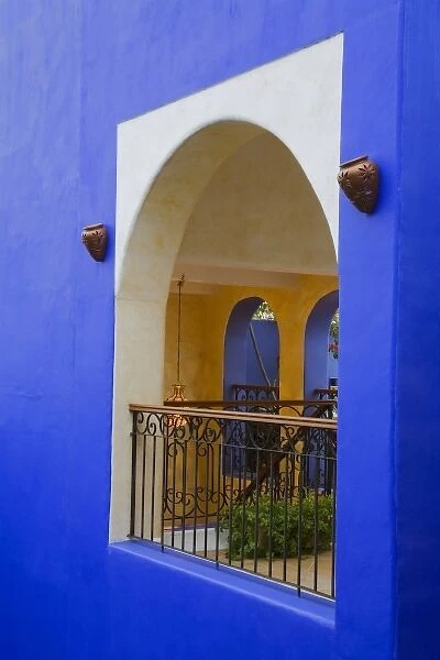 North America, Mexico, Yucatan, Merida. Colorful walls of the upper floor at Hotel MedioMundo