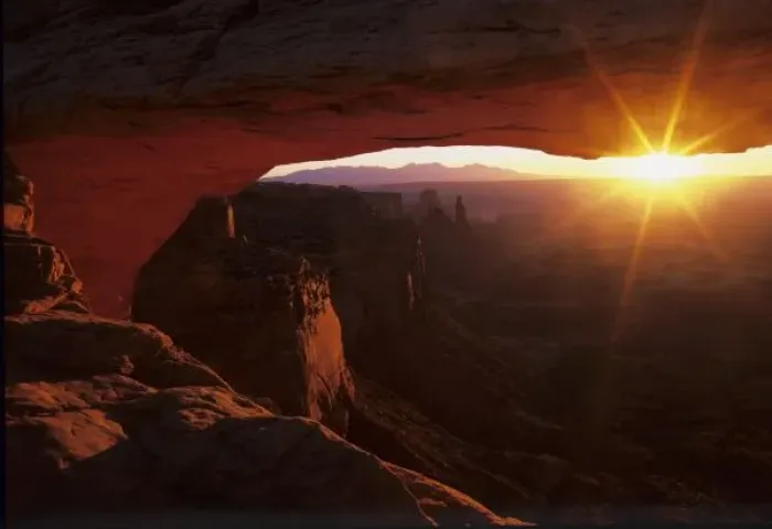 Framed Print : North America, U. S. A. Utah, Canyonlands National Park, Mesa Arch, Island in the Sky