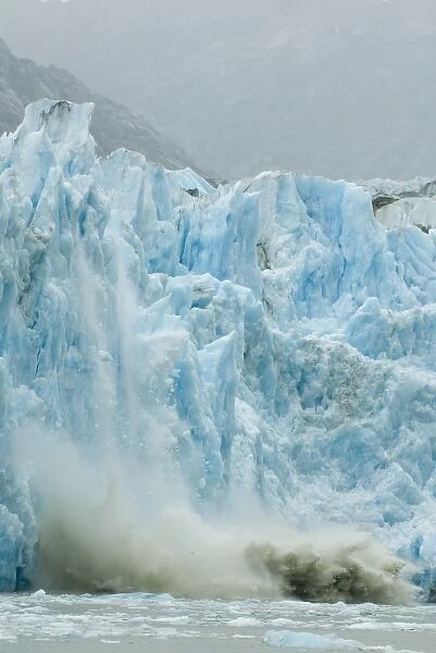 North America, USA, AK, Inside Passage, Endicott Arm, Dawes Glacier calving