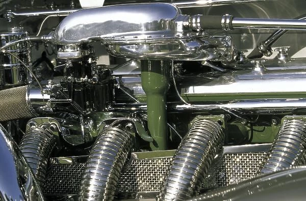North America, USA, California, Torrey Pines. 1933 Dusenberg 20 Grand engine detail