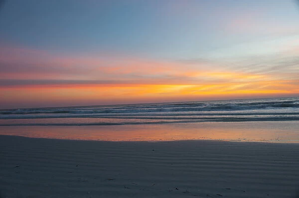 North America, USA, Florida, Sarasota, cloudy Sunset on the Crescent Beach, Siesta Key