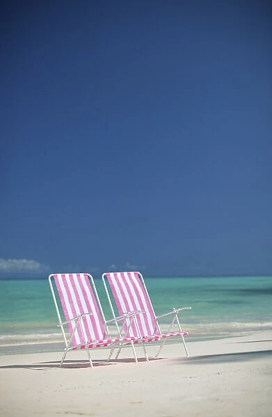 North America, USA, Hawaii. Beach chairs