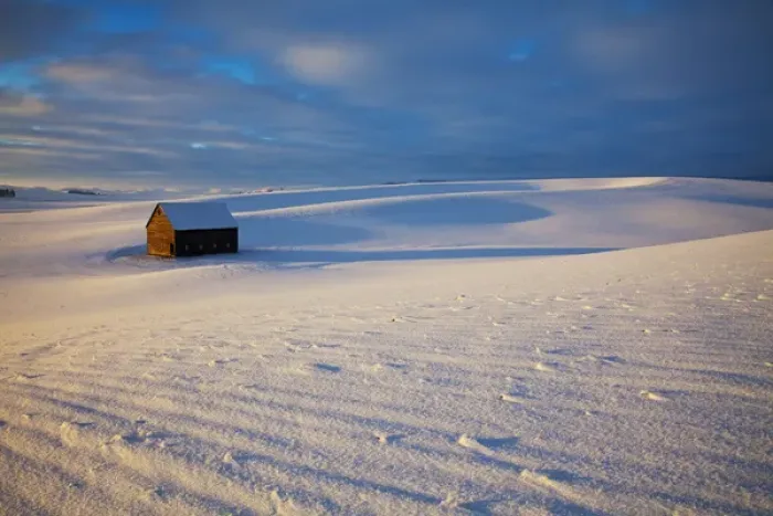 Framed Print : North America; USA; Idaho; Small Barn in snow covered Field Framed Print : North America; USA; Idaho; Small Barn in snow covered Field