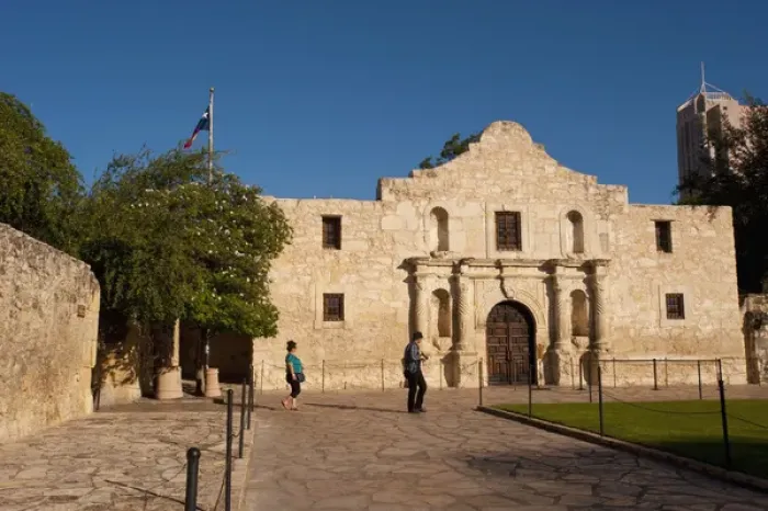 Framed Print : North America, USA, Texas, San Antonio, Front Entrance, The Alamo Shrine