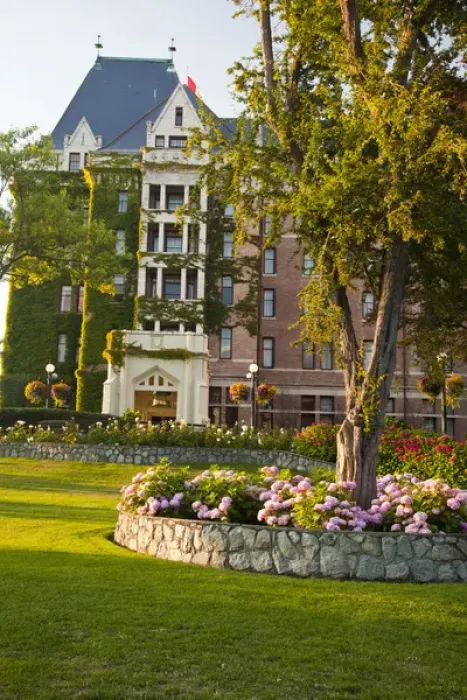 Framed Print : North America;Canada;Victoria;Empress Hotel & Gardens Framed Print : North America;Canada;Victoria;Empress Hotel & Gardens
