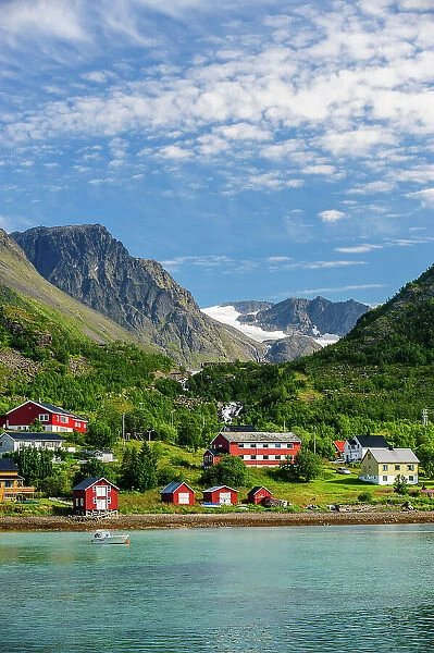 Norway, Finnmark, Bergsfjord. The small community of Bergsfjord on the Norwegian coast