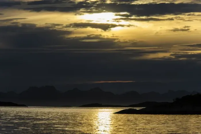 Framed Print : Norway, Nordland. Dramatic evening light over Vestfjorden looking towards Lofoten Framed Print : Norway, Nordland. Dramatic evening light over Vestfjorden looking towards Lofoten