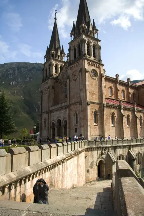 Framed Print : Nuns at the Basilica de Covadonga, Asturias, northwestern Spain