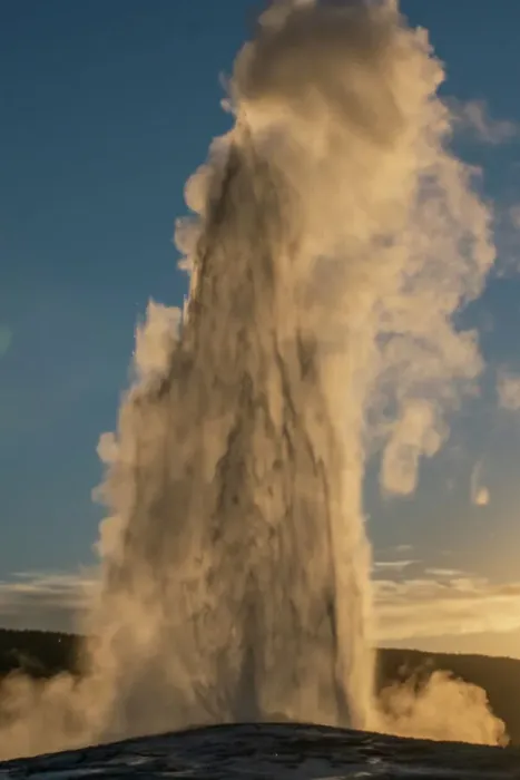 Framed Print : Old Faithful Geyser Eruption, Yellowstone National Park, Wyoming, Usa Framed Print : Old Faithful Geyser Eruption, Yellowstone National Park, Wyoming, Usa
