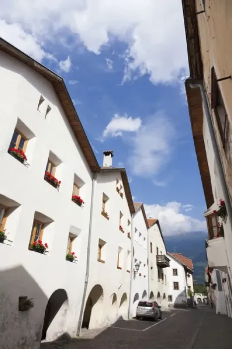 Framed Print : The old town of Glurns (glorenza) in Vinschgau (Val Venosta) Framed Print : The old town of Glurns (glorenza) in Vinschgau (Val Venosta)