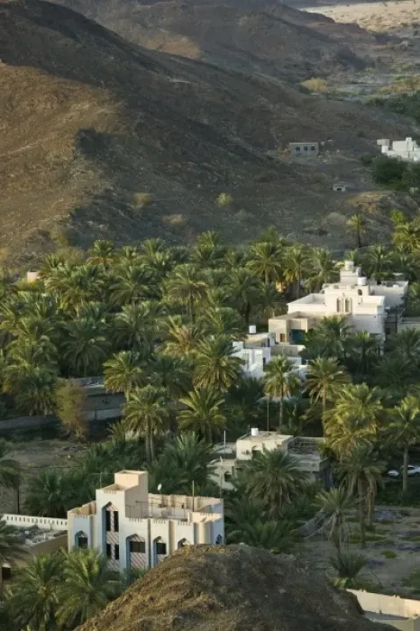 Framed Print : Oman, Western Hajar Mountains, Bahla. Bahla Town  /  Houses