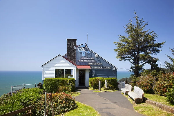 OR, Cape Foulweather, The Lookout Observatory and gift shop
