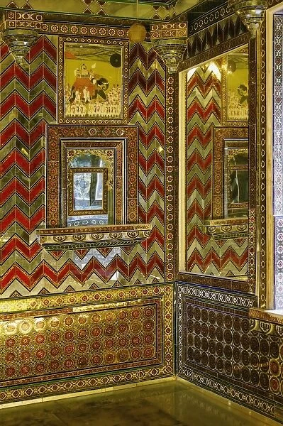 Ornate mirrored room, City Palace, Udaipur, India