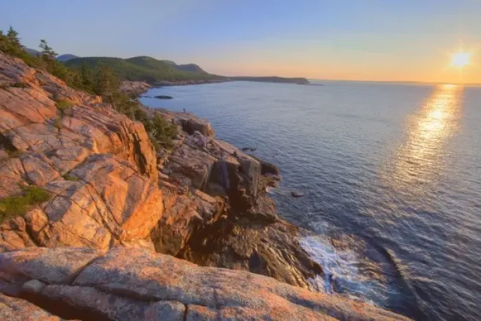 Framed Print : Otter Cliffs at sunrise in Acadia National Park, Maine, USA Framed Print : Otter Cliffs at sunrise in Acadia National Park, Maine, USA