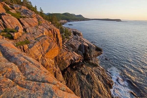 Otter Cliffs at sunrise in Acadia National Park, Maine, USA