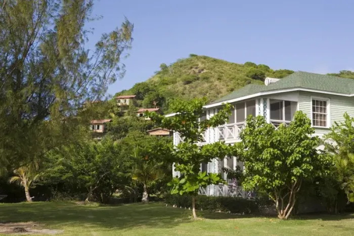 Framed Print : Oualie Beach Hotel, bungalows