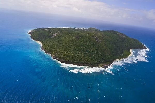 Overview of Fregate island