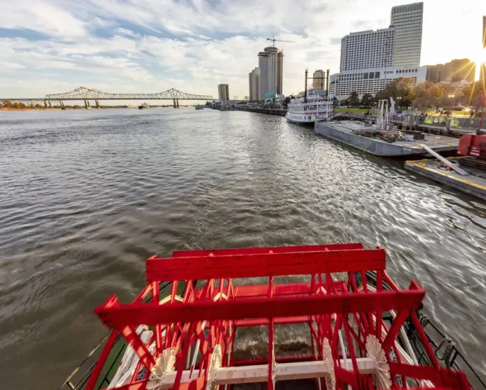 Framed Print : Paddle wheel in motion on the historic steamboat The Natchez in New Orleans, Louisiana