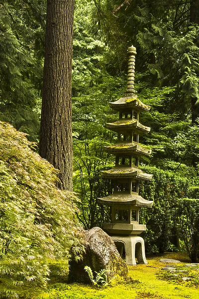 Pagoda, Strolling Garden, Portland Japanese Garden, Portland, Oregon, USA