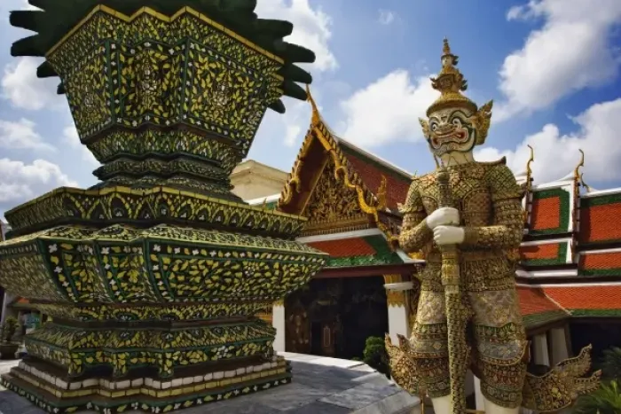Framed Print : One of six pairs of guardian demon flanking entrance to the Gallery or Phra Rabiang