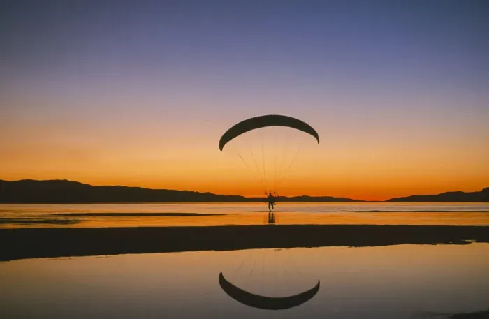 Framed Print : Paraglider over the Great Salt Lake, Utah at sunset. (PR, MR)