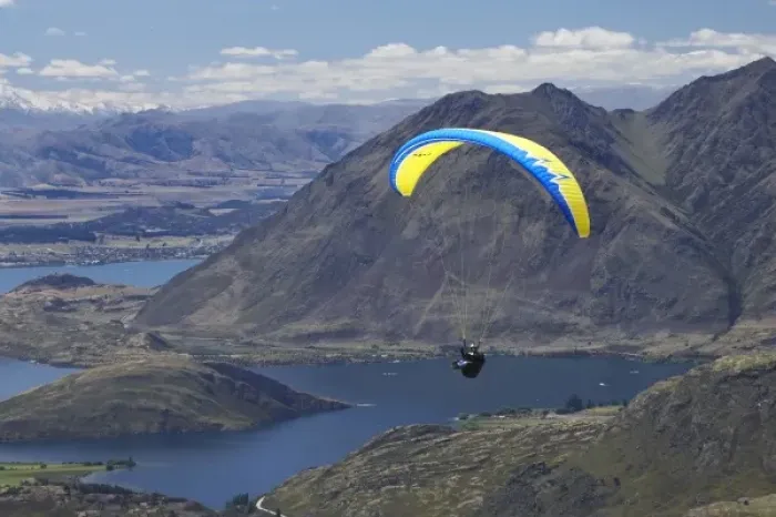 Framed Print : Paraglider above Lake Wanaka, South Island, New Zealand