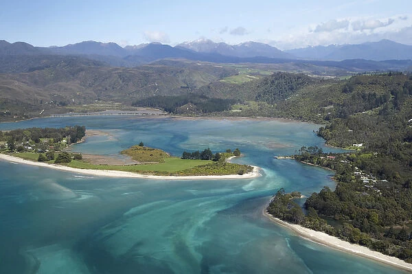 Parapara (left), Parapara Inlet and Milnthorpe (right), Golden Bay, Nelson Region