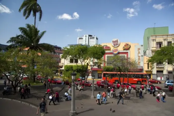 Framed Print : Parque Central in the city of San Jose, Costa Rica